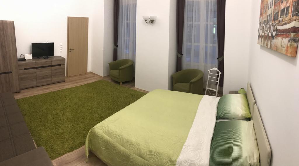 מלון Leonardo Boutique M-square 4*